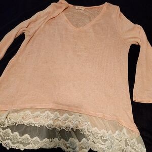 Light weight top with beautiful lace trim